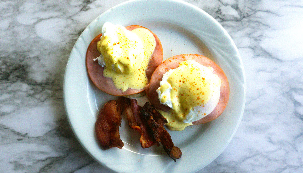 Eggs Benedict with Hollandaise Sauce